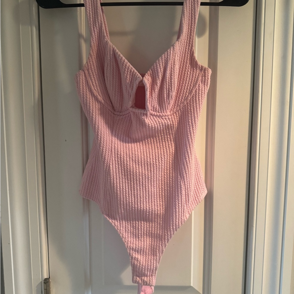 Pink Ribbed bodysuit - Picture 2 of 4
